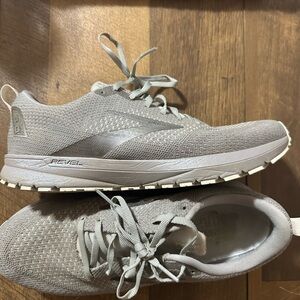 Brooks Revel 4.0 Women’s 11